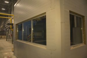 Противопожарная перегородка с оконным блоком / серия FRM5399